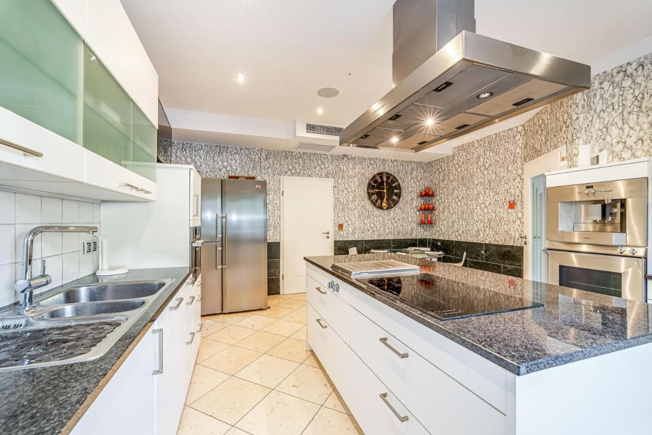Villa Svim, Walking Distance To The Beach! Marbella Ngoại thất bức ảnh