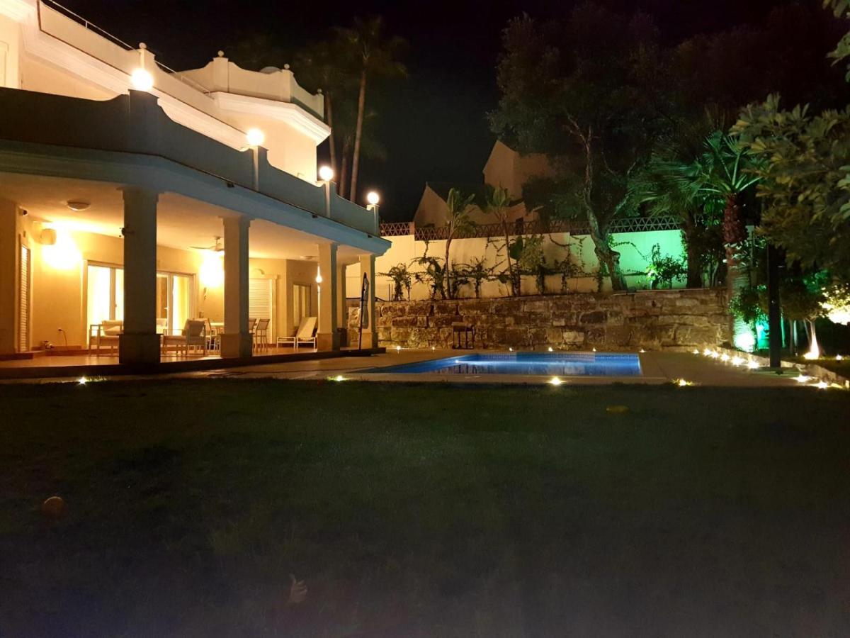 Villa Svim, Walking Distance To The Beach! Marbella Ngoại thất bức ảnh