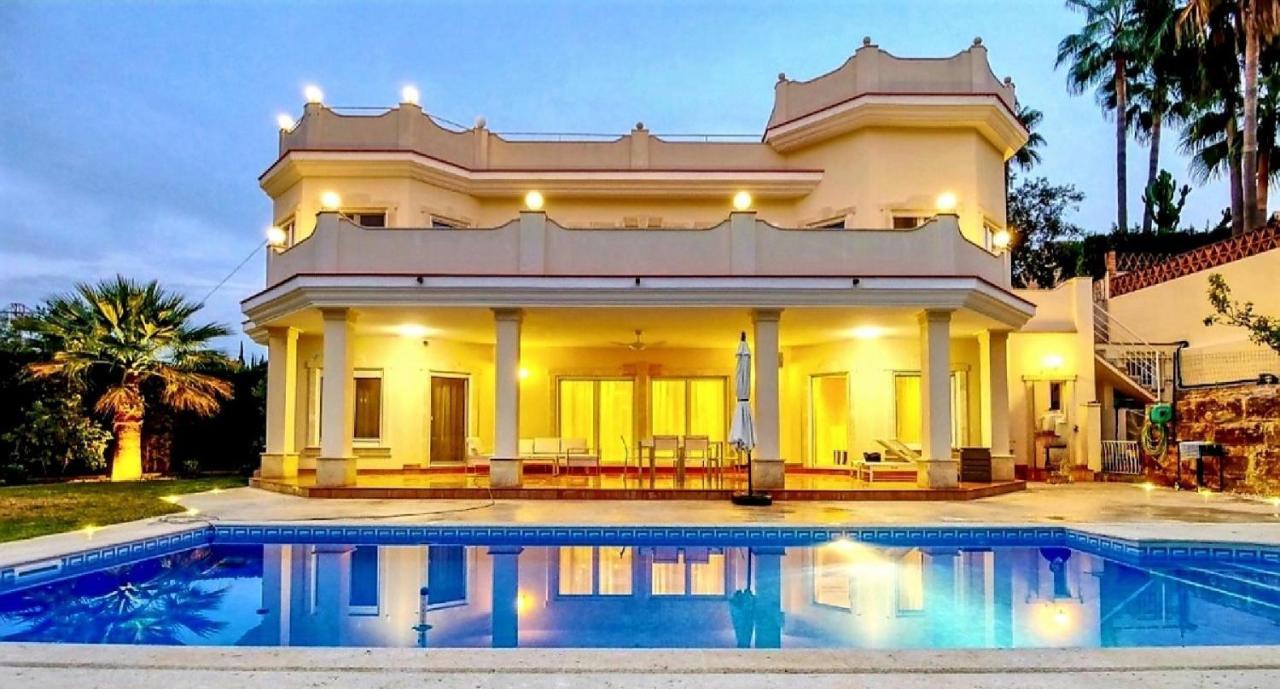 Villa Svim, Walking Distance To The Beach! Marbella Ngoại thất bức ảnh