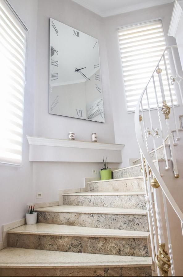 Villa Svim, Walking Distance To The Beach! Marbella Ngoại thất bức ảnh